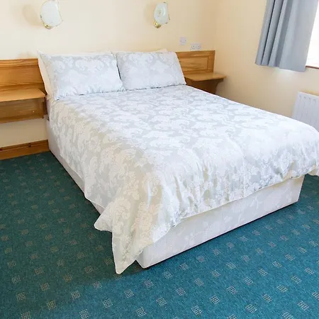 Doherty's Country 4* باليليفين